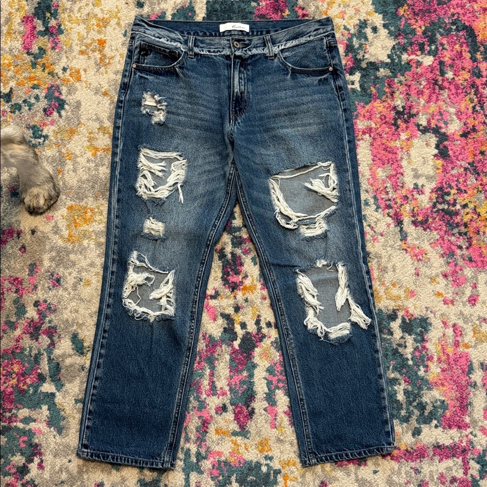 Stonewashed and Heavily Distressed Jeans by Kancan